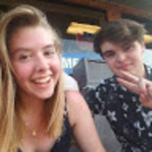 Meet your Posher, Hope